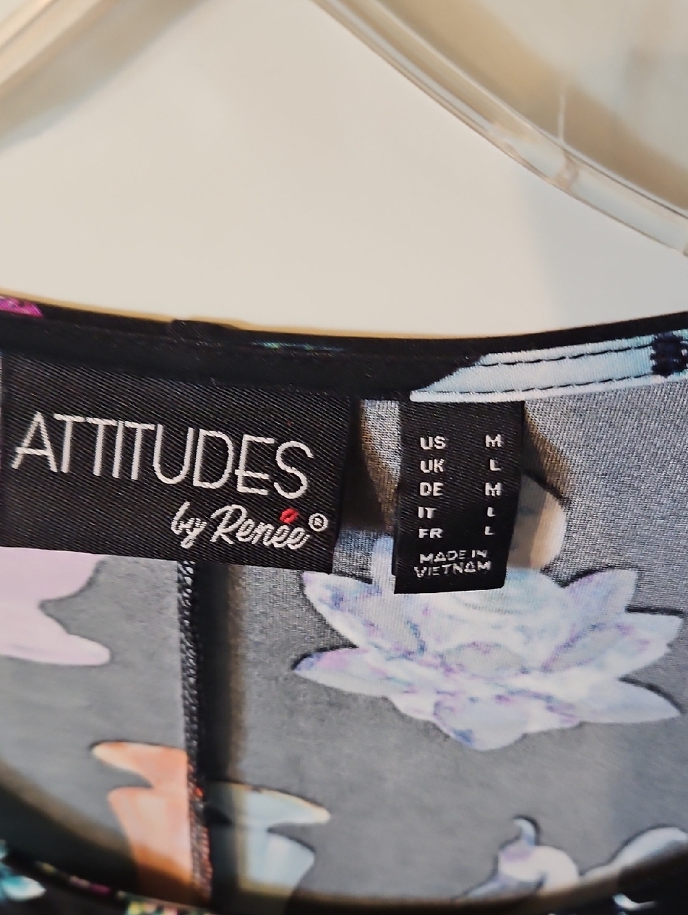 Attitudes by Renee Black Top Tunic with Multicolor Perfume Bottle Print Med - Picture 4 of 7